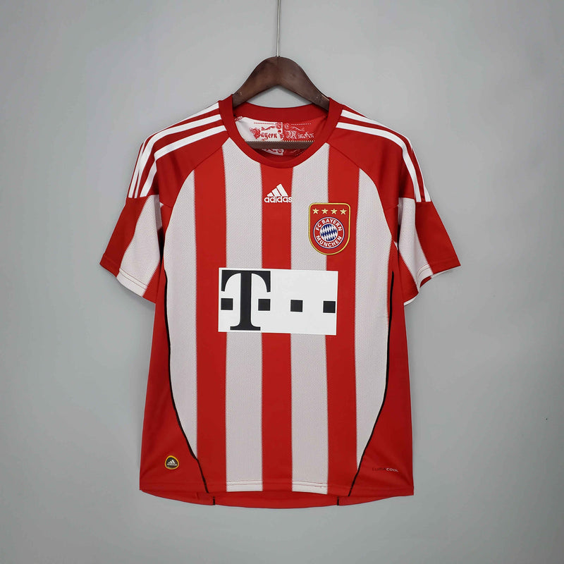 Camisa Bayern de Munique versão retrô 98/99